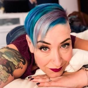 Meet your Posher, Meri